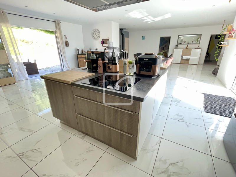 Maison - 165 m² - 4 pièces