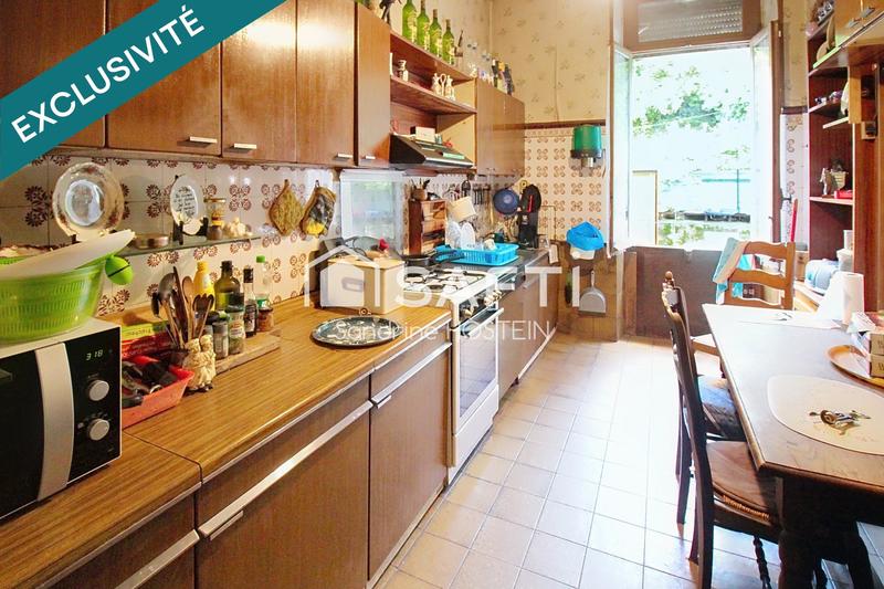 Maison - 200 m² - 10 pièces