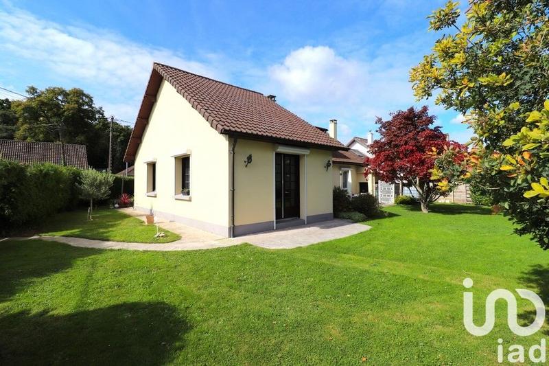 Maison - 180 m² - 8 pièces