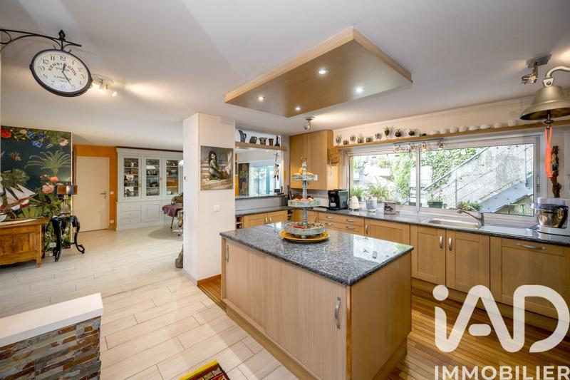 Appartement - 137 m² - 5 pièces