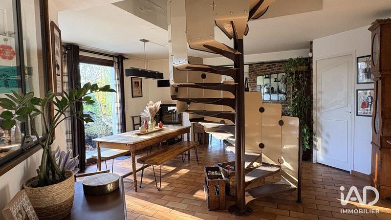 Maison - 153 m² - 7 pièces