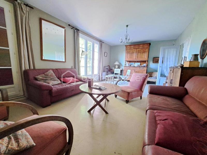 Pavillon - 136 m² - 7 pièces