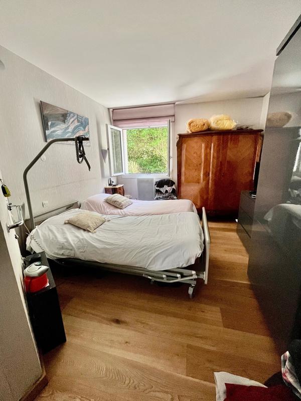 Maison - 140 m² - 7 pièces