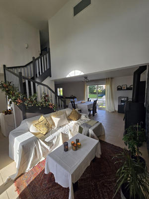 Maison - 146 m² - 6 pièces