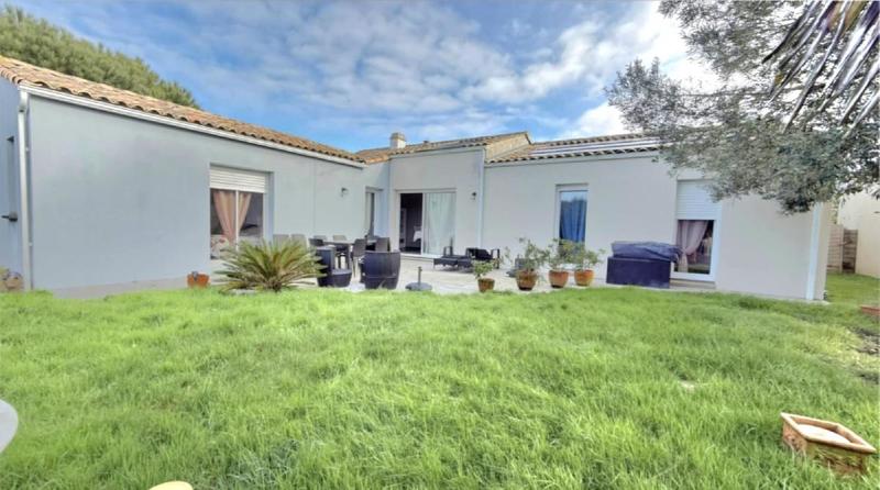 Maison - 110 m² - 5 pièces