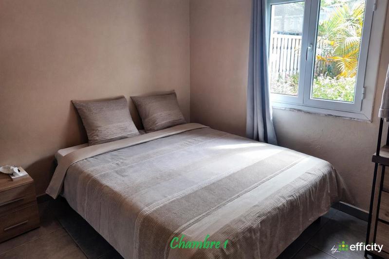 Maison - 83 m² - 4 pièces