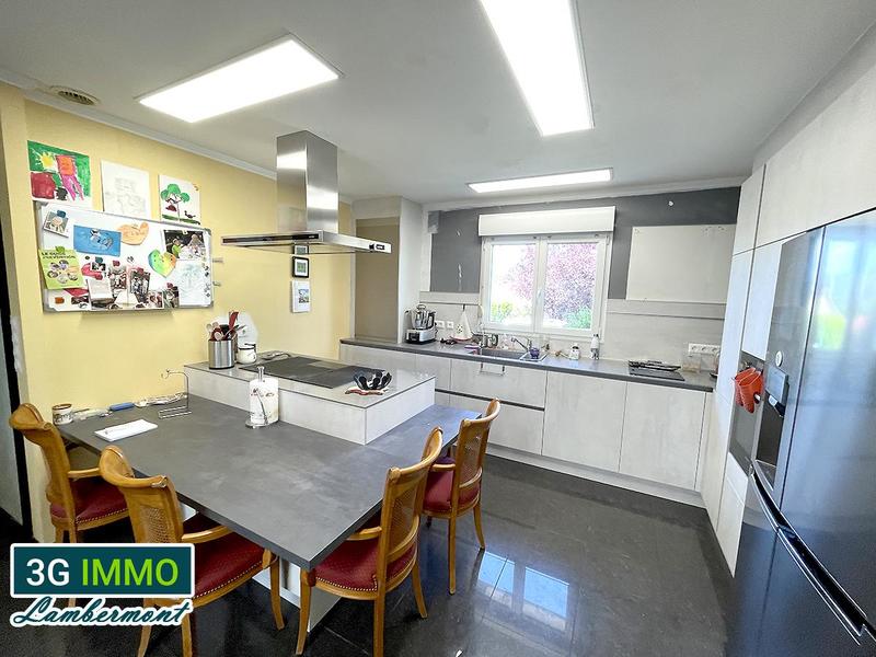 Maison - 130 m² - 6 pièces