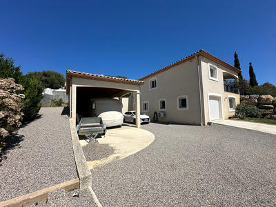 Maison - 150 m² - 4 pièces