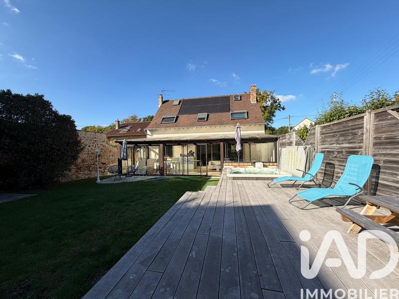 Maison - 167 m² - 6 pièces