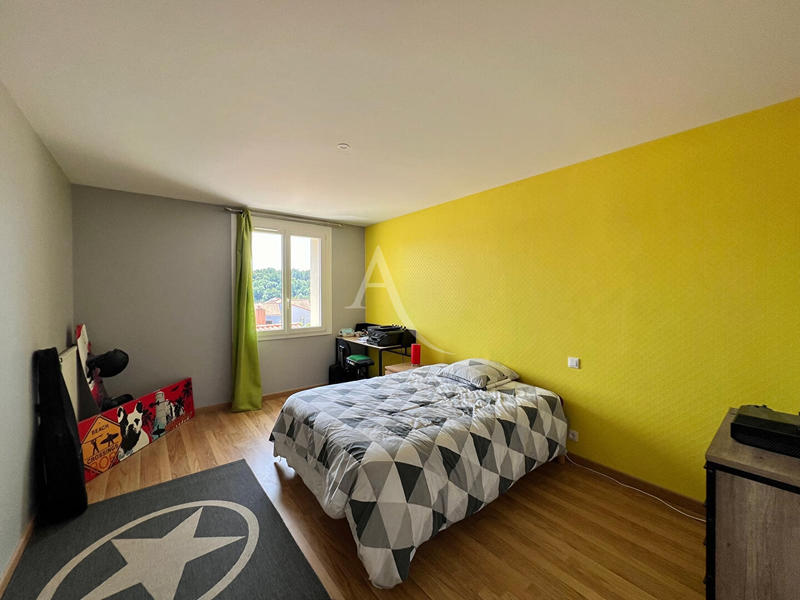 Maison - 136 m² - 6 pièces