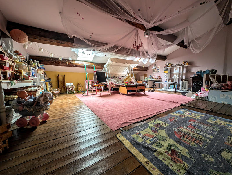 Maison - 280 m² - 5 pièces