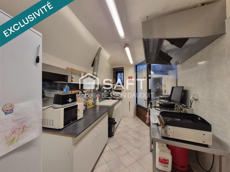 Local commercial - 115 m²