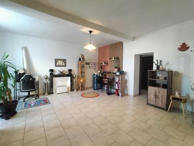 Maison - 122 m² - 7 pièces