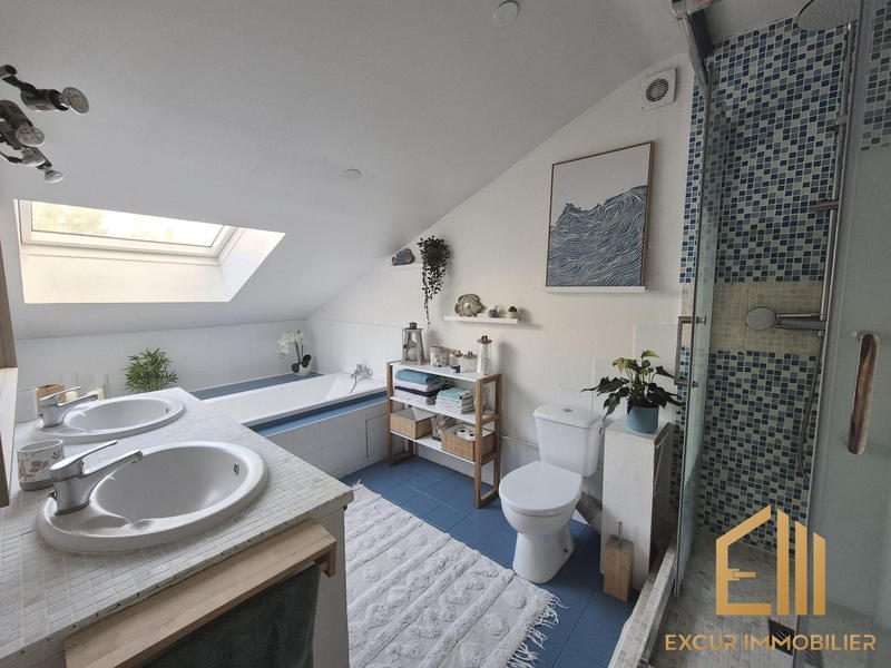 Maison - 110 m² - 5 pièces