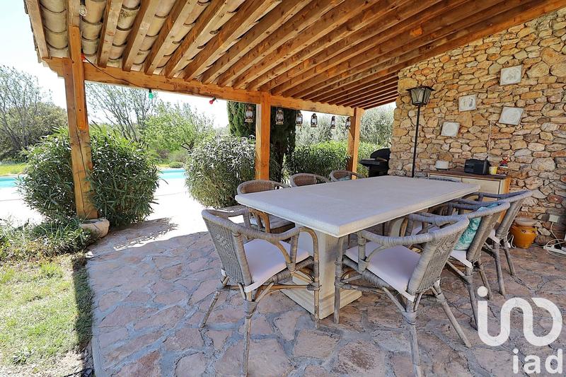 Maison - 241 m² - 10 pièces