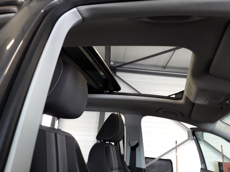 Volkswagen Touran 2.0 Tdi 140 Cv Match 7 Places Bv6