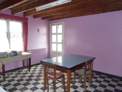 Maison - 90 m² - 6 pièces