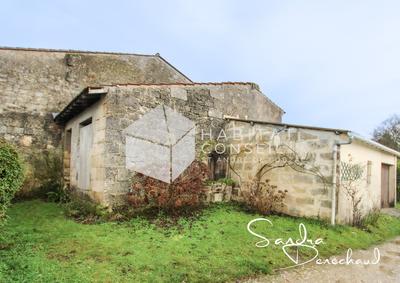 Maison - 94 m² - 7 pièces