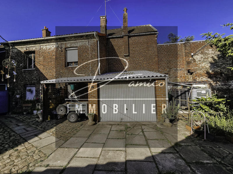 Maison - 166 m² - 7 pièces