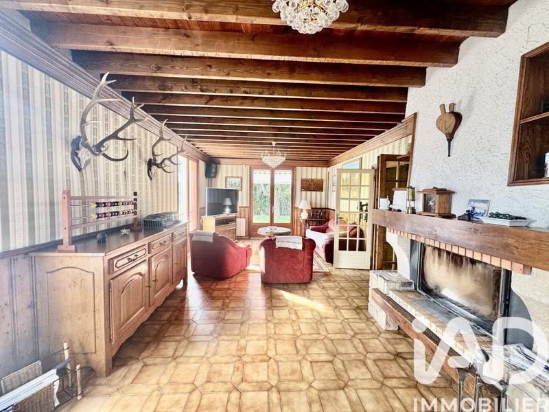 Maison - 286 m² - 9 pièces