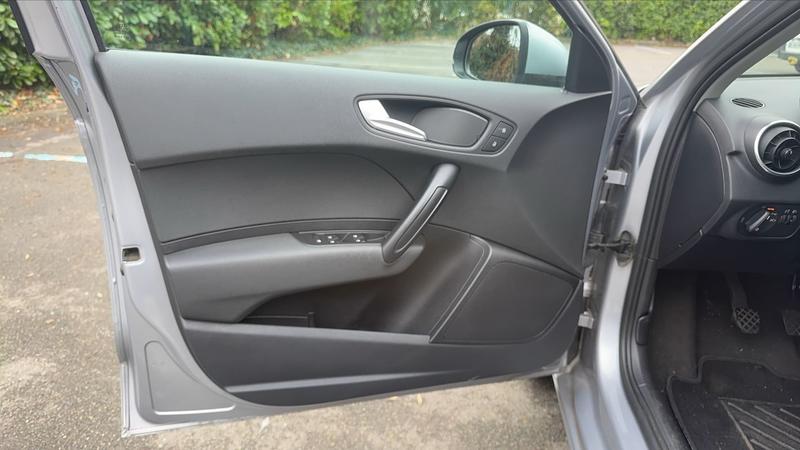 Audi A1 1.6 Tdi 105 Attraction