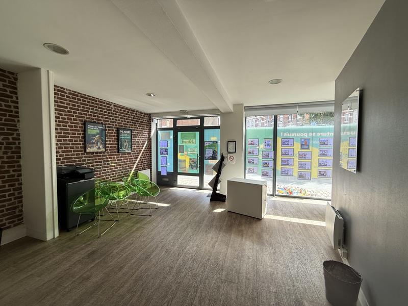 Local commercial - 154 m²