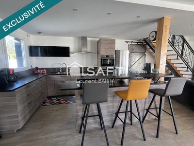Maison - 135 m² - 4 pièces