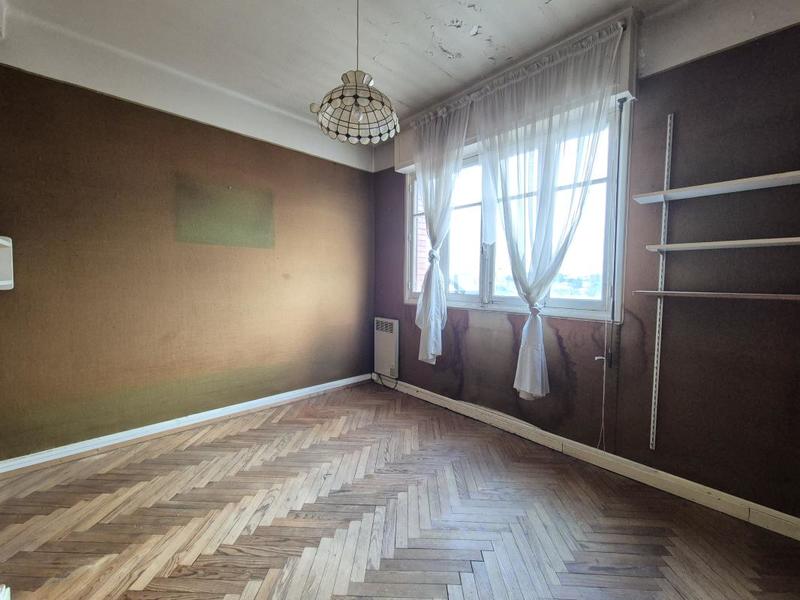 Appartement ancien - 112 m² - 6 pièces