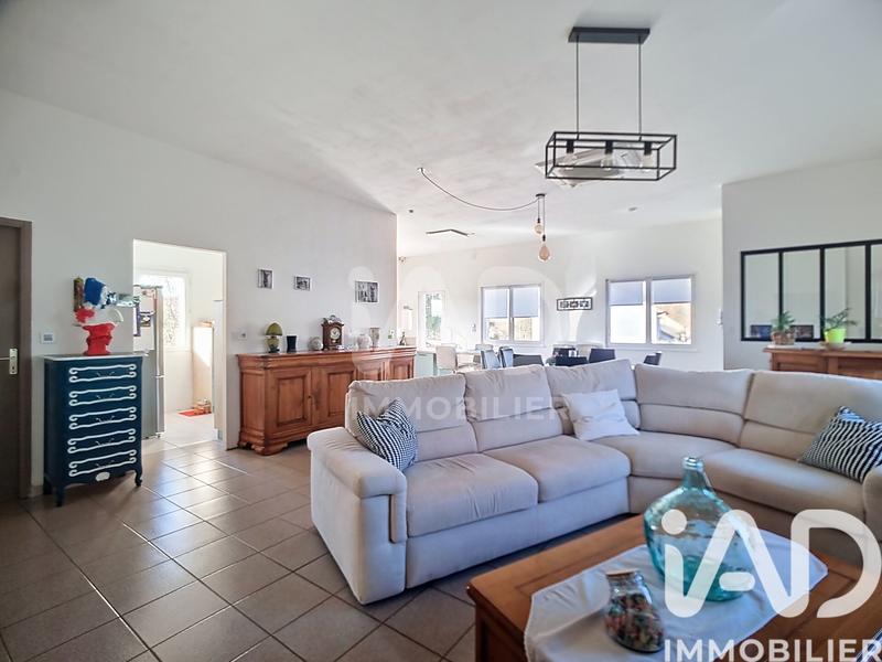 Maison - 186 m² - 5 pièces