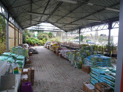 Local commercial - 1 022 m² - 7 pièces