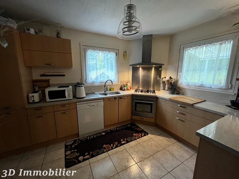 Maison - 95 m² - 4 pièces