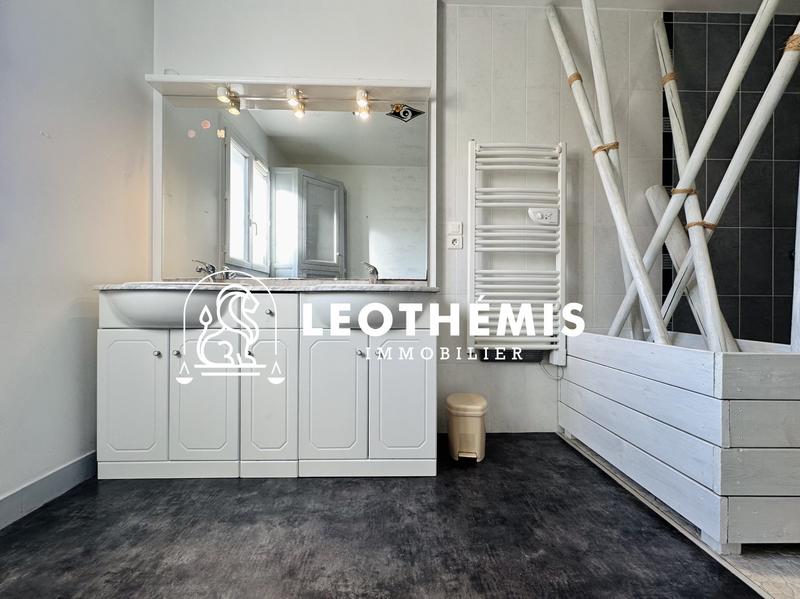 Maison - 135 m² - 7 pièces