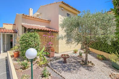 Maison - 111 m² - 4 pièces