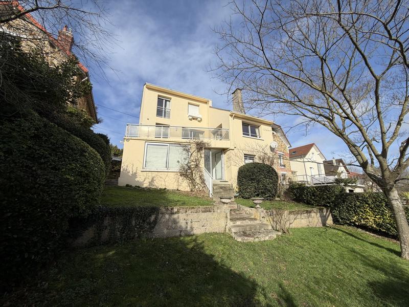 Maison ancienne - 146 m² - 5 pièces