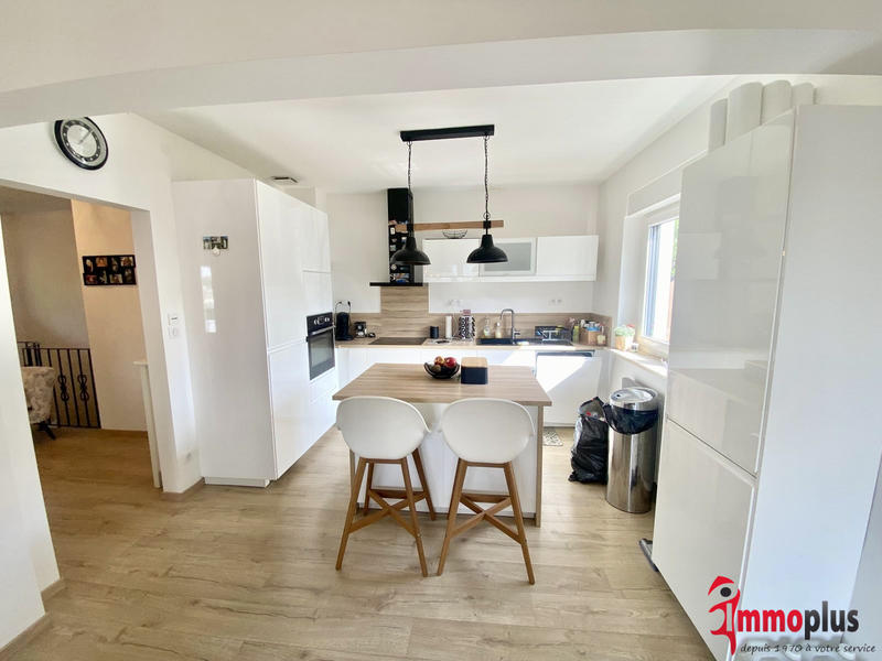 Maison - 120 m² - 6 pièces