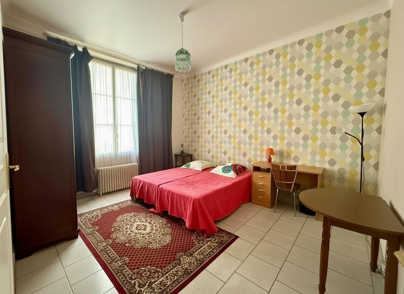 Appartement - 140 m² - 5 pièces