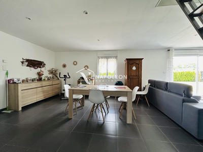 Maison - 110 m² - 6 pièces