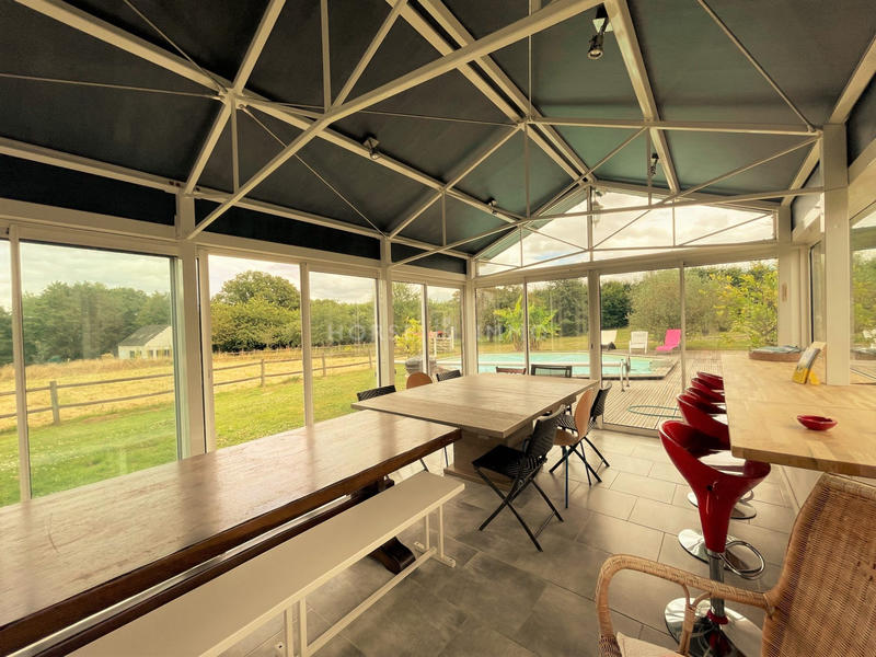 Maison contemporaine - 225 m² - 7 pièces