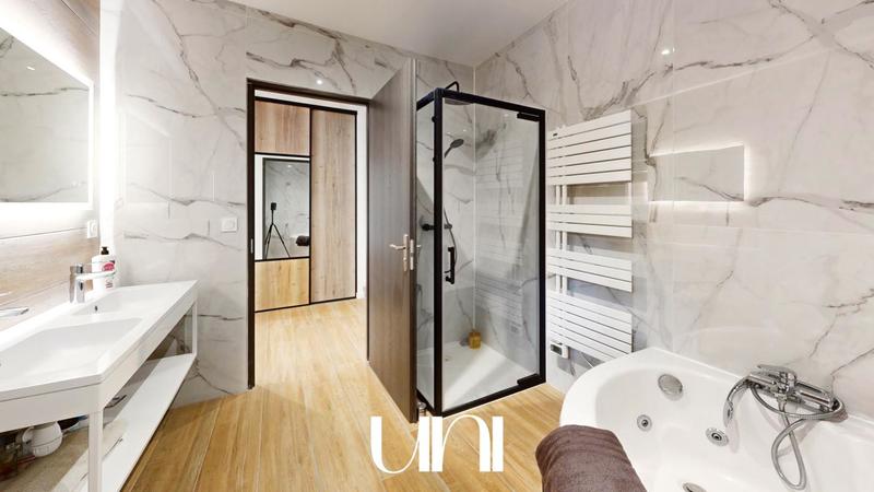 Maison - 147 m² - 6 pièces