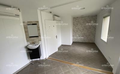 Local commercial - 350 m² - 27 pièces