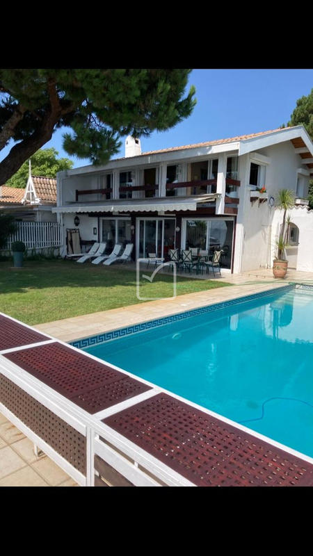 Villa - 130 m² - 5 pièces