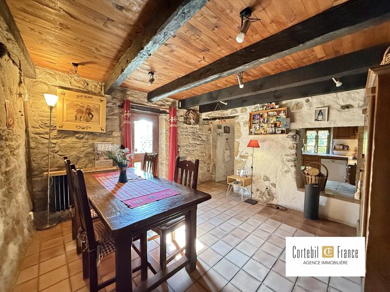 Maison - 123 m² - 4 pièces