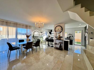 Maison - 137 m² - 6 pièces