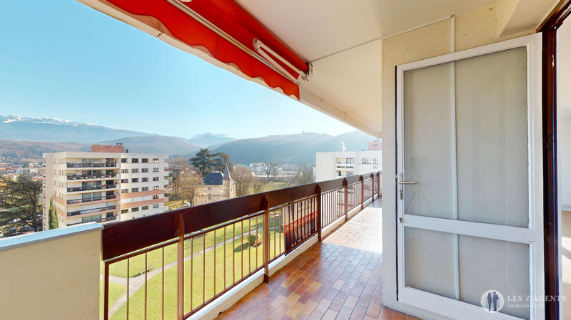 Appartement - 115 m² - 6 pièces