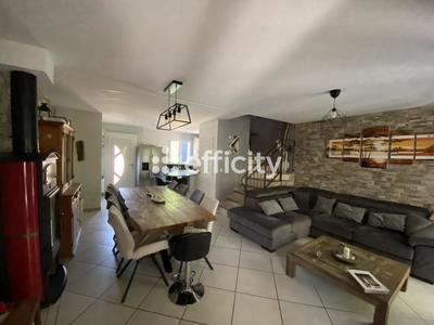 Maison - 80 m² - 4 pièces