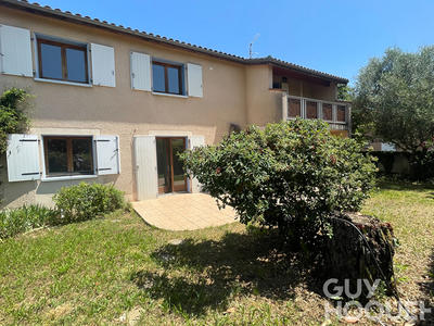 Maison - 185 m² - 5 pièces