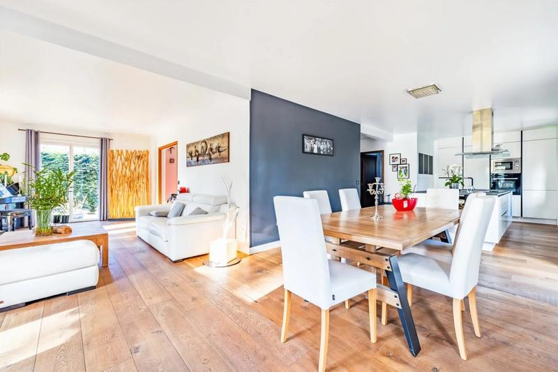 Maison - 176 m² - 6 pièces