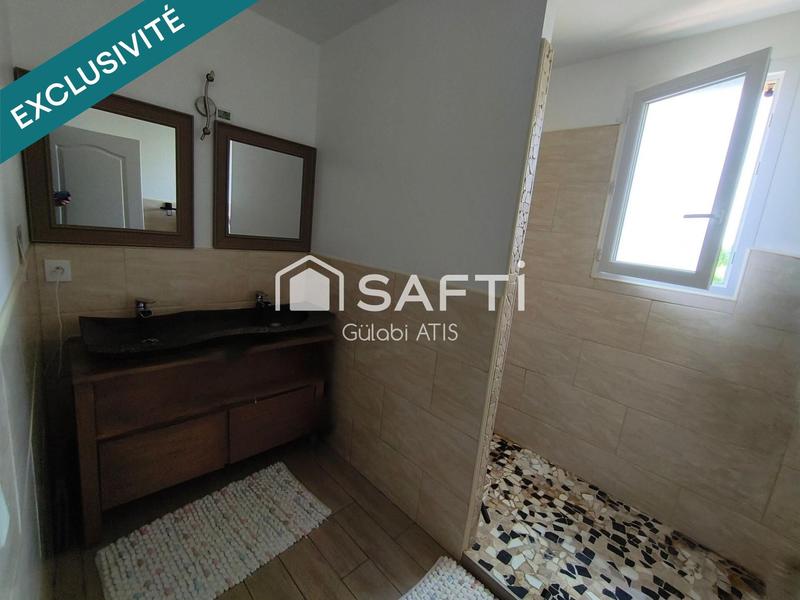 Maison - 148 m² - 8 pièces