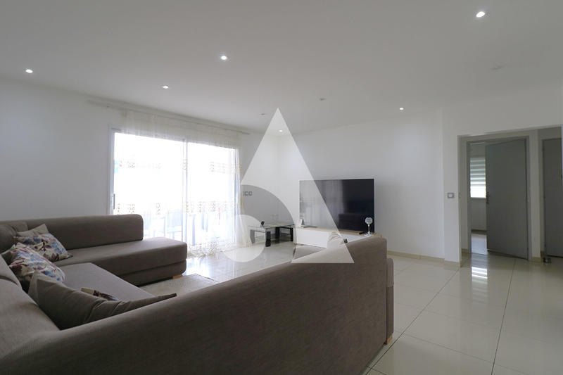 Maison - 142 m² - 6 pièces