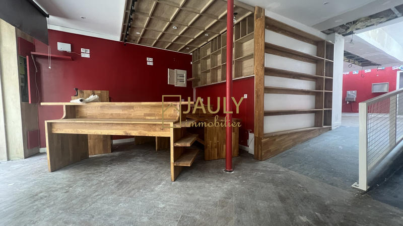 Local commercial - 197 m²